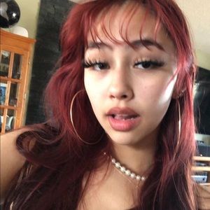 Meet your Posher, Eva